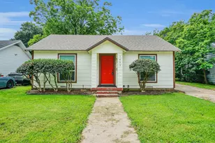 1605 Pine St, Grand Prairie, TX 75050 - Photo 1