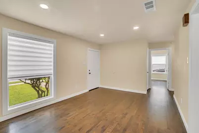 1605 Pine Street, Grand Prairie, TX 75050 - Photo 7