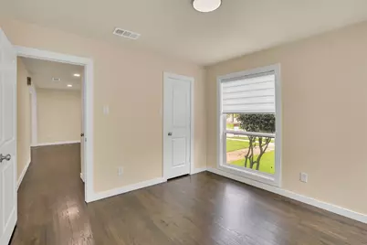 1605 Pine Street, Grand Prairie, TX 75050 - Photo 23