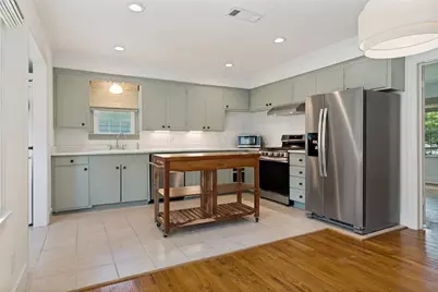 1001 N College Street, McKinney, TX 75069 - Photo 11