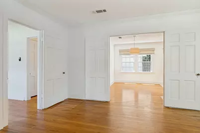 1001 N College Street, McKinney, TX 75069 - Photo 9