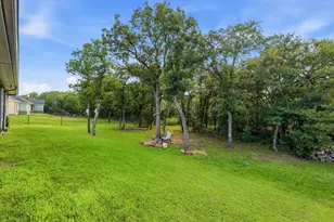 105 Jim Walters Dr, Runaway Bay, TX 76426 - Photo 29