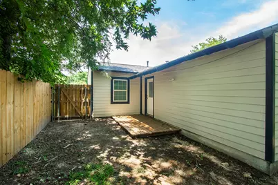 2502 Helmet Street, Irving, TX 75060 - Photo 23