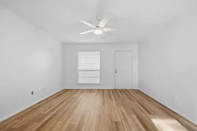 133 N Bailey Avenue #145, Fort Worth, TX 76107 - Photo 9