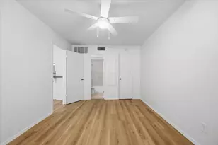 133 N Bailey Ave, Fort Worth, TX 76107 - Photo 19