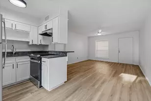 133 N Bailey Ave, Fort Worth, TX 76107 - Photo 15