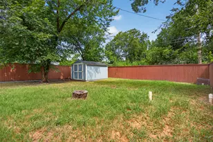 1618 Willow St, Grand Prairie, TX 75050 - Photo 5
