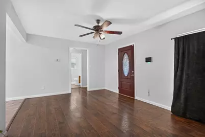 1618 Willow Street, Grand Prairie, TX 75050 - Photo 7