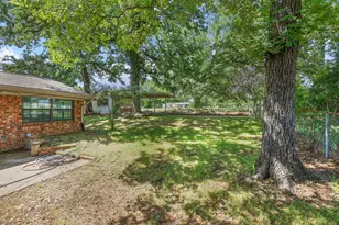 1301 Crestview Dr, Denison, TX 75020 - Photo 35