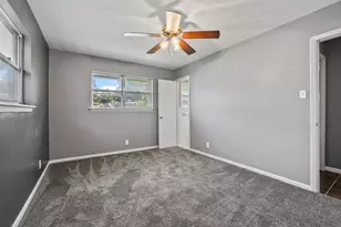 1301 Crestview Dr, Denison, TX 75020 - Photo 29