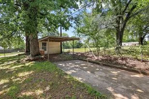 1301 Crestview Dr, Denison, TX 75020 - Photo 37