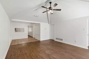 119 Larchbrook Dr, DeSoto, TX 75115 - Photo 7