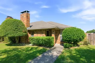 119 Larchbrook Dr, DeSoto, TX 75115 - Photo 3