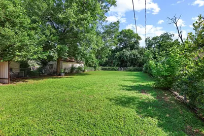 709 W Hanna Street, Denison, TX 75020 - Photo 23