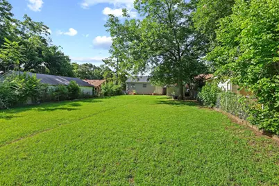 709 W Hanna Street, Denison, TX 75020 - Photo 25