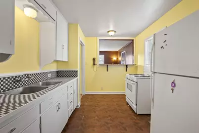 709 W Hanna Street, Denison, TX 75020 - Photo 9