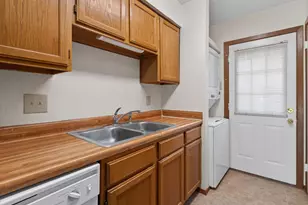 1805 W Spring Creek Pkwy, Plano, TX 75023 - Photo 11