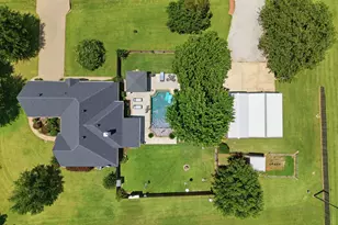 550 Christenberry Rd, Springtown, TX 76082 - Photo 3