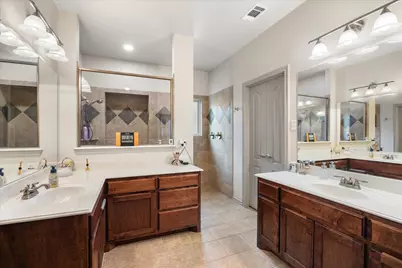 340 Canadian Lane, Burleson, TX 76028 - Photo 17