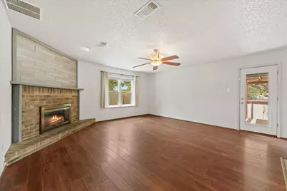 4212 Selina Court, Arlington, TX 76016 - Photo 9