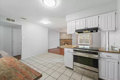 4212 Selina Court, Arlington, TX 76016 - Photo 15