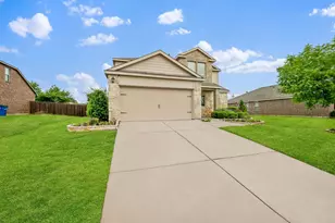 1306 Cedar Hollow Dr, Princeton, TX 75407 - Photo 5