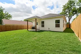 1015 Stella St, Fort Worth, TX 76104 - Photo 27