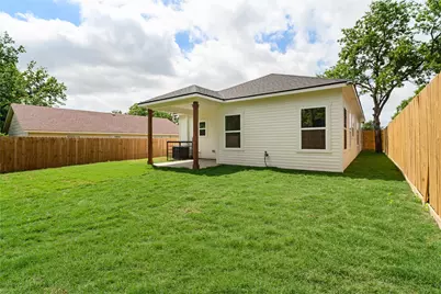 1015 Stella Street, Fort Worth, TX 76104 - Photo 27