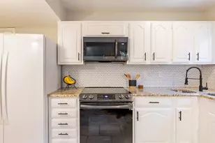 1531 Mccoy St, Dallas, TX 75204 - Photo 9