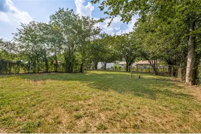 1551 Oakbrook Street, Lancaster, TX 75134 - Photo 15