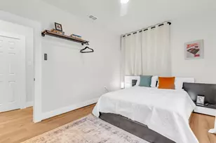 4121 Junius St, Dallas, TX 75246 - Photo 17