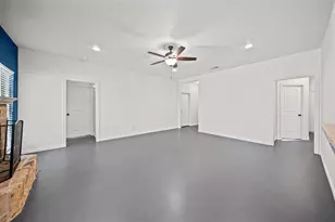 229 Firefly Dr, Springtown, TX 76082 - Photo 5