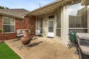 1632 Castle Pines Dr, Frisco, TX 75036 - Photo 15