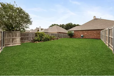 1632 Castle Pines Drive, Frisco, TX 75036 - Photo 17