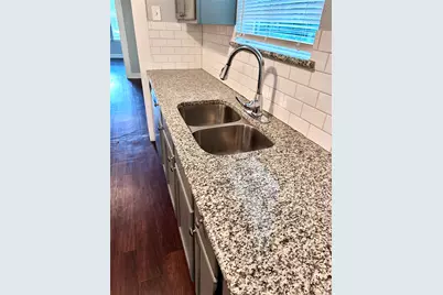 2842 Harlandale Avenue, Dallas, TX 75216 - Photo 7