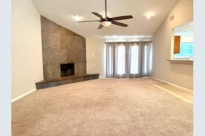 2661 Berkshire Lane, Grand Prairie, TX 75052 - Photo 9