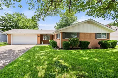 5609 Westcreek Drive, Fort Worth, TX 76133 - Photo 3
