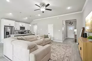 2605 Langford St, Greenville, TX 75401 - Photo 7