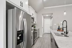 2605 Langford St, Greenville, TX 75401 - Photo 11