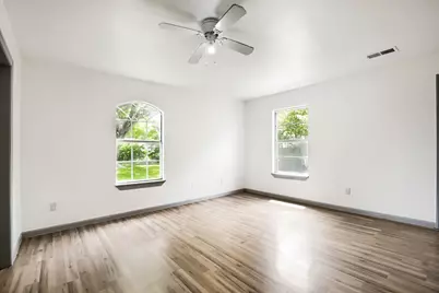 326 E Holley Street, Mesquite, TX 75149 - Photo 15