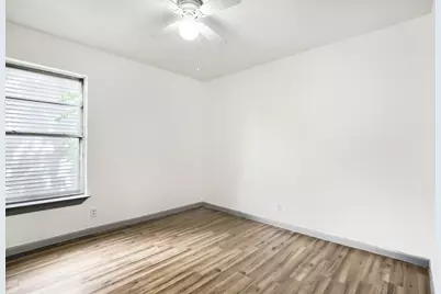 326 E Holley Street, Mesquite, TX 75149 - Photo 17