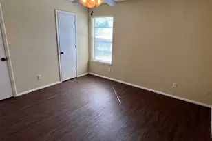 5765 Shadydell Dr, Fort Worth, TX 76135 - Photo 19