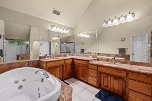 6705 Forest Oaks Ct, Granbury, TX 76049 - Photo 35