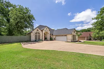 6705 Forest Oaks Court, Granbury, TX 76049 - Photo 3