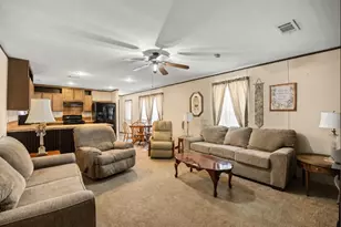 6619 Dayla Ct, Granbury, TX 76049 - Photo 11