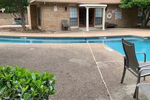 16301 Ledgemont Ln, Addison, TX 75001 - Photo 21