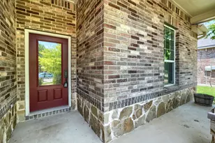 10233 Pyrite Dr, Fort Worth, TX 76131 - Photo 3