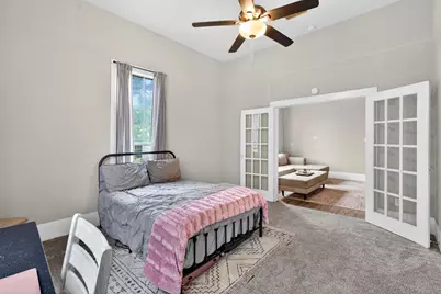 107 S Washington Street, Cleburne, TX 76031 - Photo 17