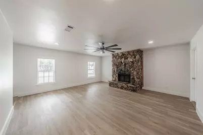 6532 Moonglow Lane, Watauga, TX 76148 - Photo 11