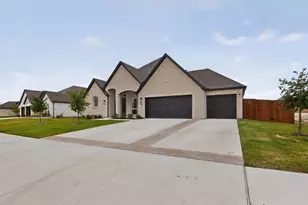1814 Briarwood W, Midlothian, TX 76065 - Photo 5